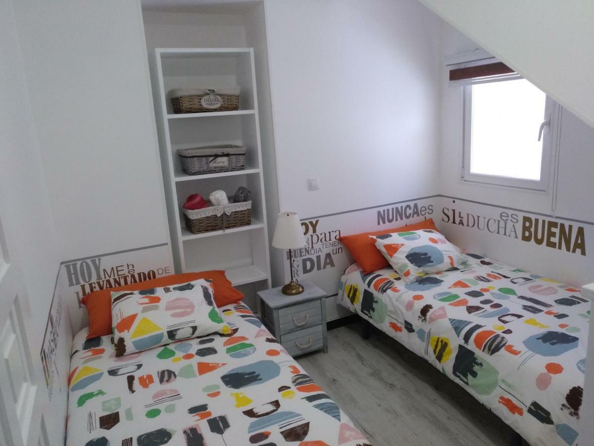 Apartamento Cigueena 1 Zaragoza Luaran gambar